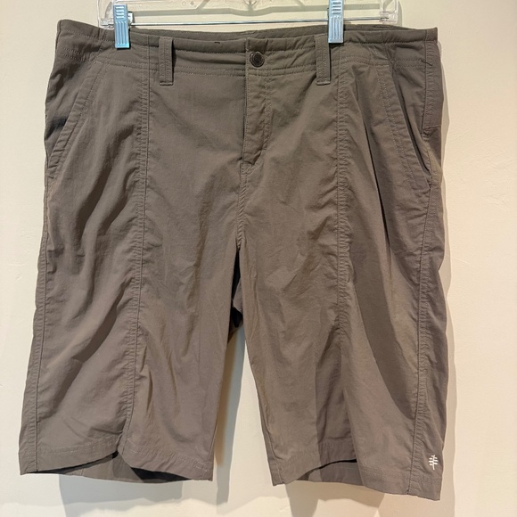 Royal Robbins Bermuda Shorts - Size 14 - Picture 1 of 3